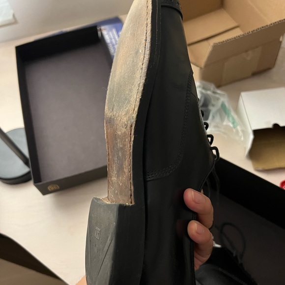 Allen Edmonds Fifth Ave - Picture 12 of 15